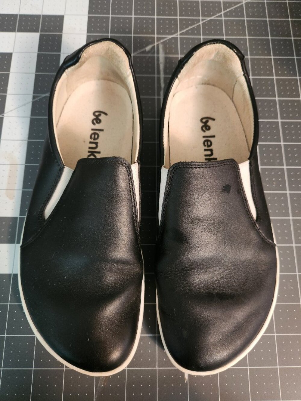Be lenka Barefoot shoes women size 8